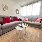 Les 3 Piliers Grand T2 Confortable Avec Parking Apartamento *