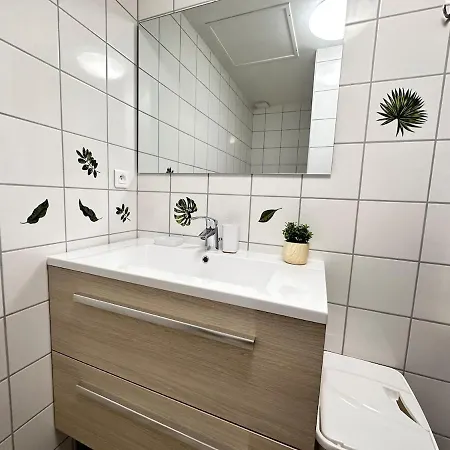 Les 3 Piliers Grand T2 Confortable Avec Parking رانس