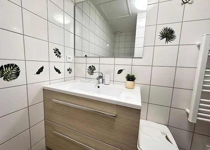 Les 3 Piliers Grand T2 Confortable Avec Parking Reims